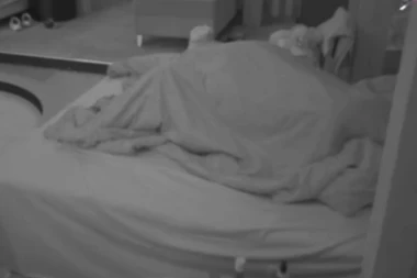 BRUTALNA VRELA AKCIJA U CIK ZORE: Luka Vujović RASTAVIO Anitu na delove, ona od JAČINE urlala od bolova!