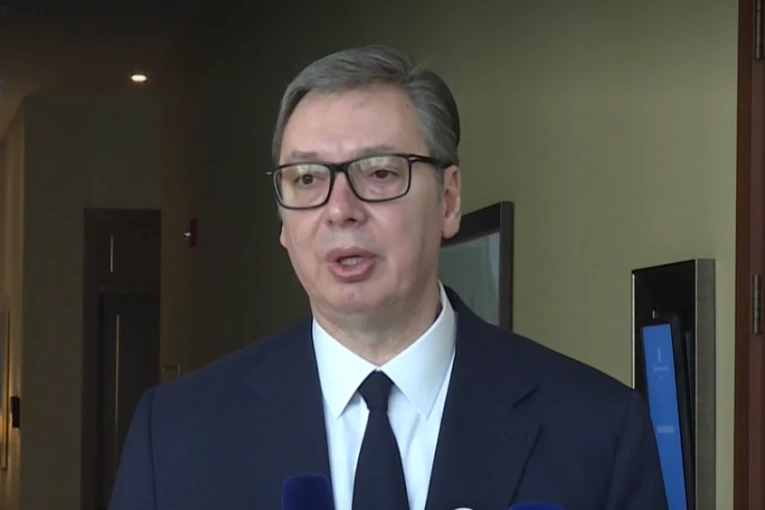 Vučić sutra sa komandantom Komande združenih snaga NATO