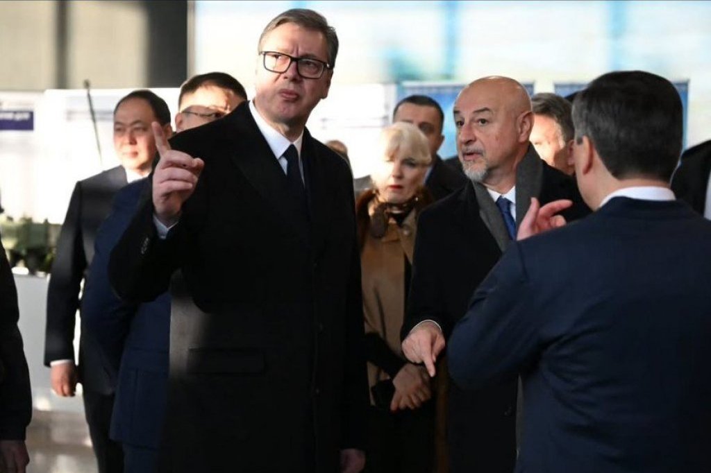 Obilazak vojne izložbe