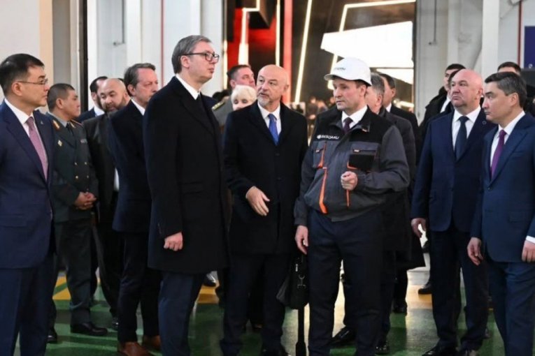 Obilazak vojne izložbe