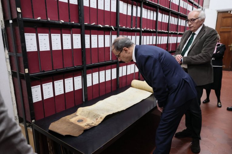 Premijer u Državnom arhivu Srbije