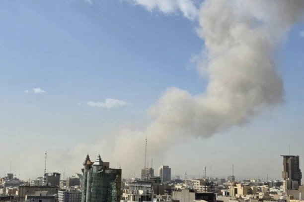 IRANCI NAPALI BAHREIN I EMIRATE! Gore zgrade u Abu Dabiju, Katar u stanju pripravnosti, gledamo li POČETAK TREĆEG SVETSKOG RATA? (VIDEO)