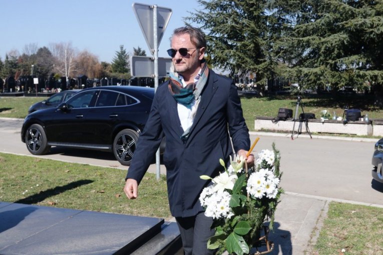 Ostoja Mijailović na pomenu Saši Popoviću