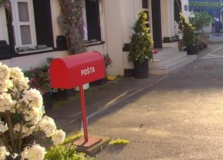 SAOPŠTENA KONAČNA ODLUKA PRODUKCIJE PINKA: Šok-bomba zbog najnovijih dešavanja u Beloj kući, oni napuštaju "Elitu" praznih džepova!