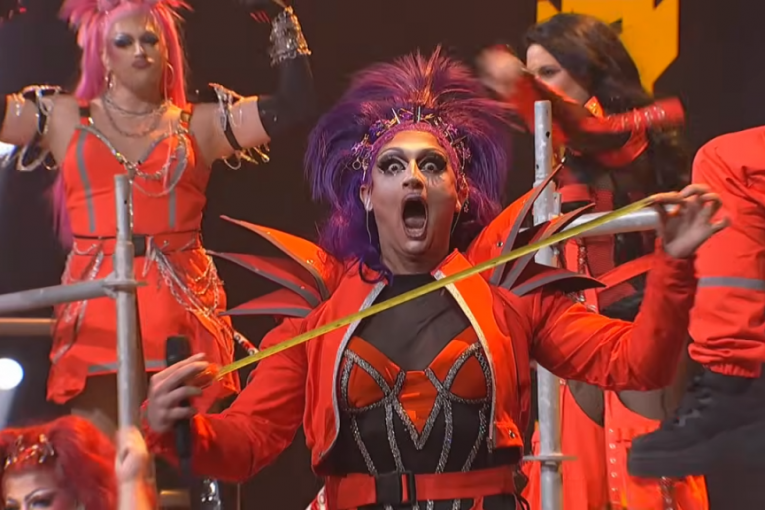 Harem Girls na "PZE"