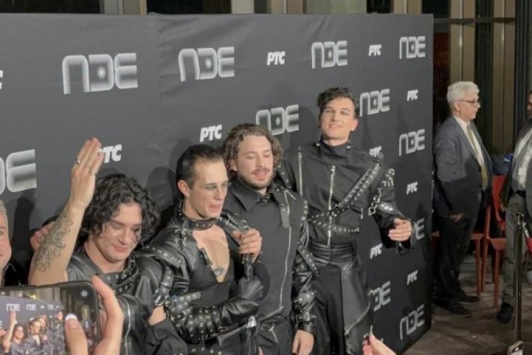 Grupa Lavina nakon pobede