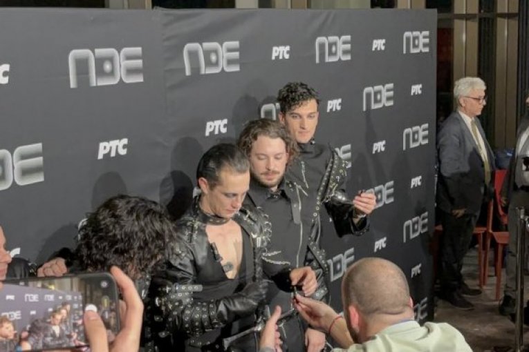 Grupa Lavina nakon pobede