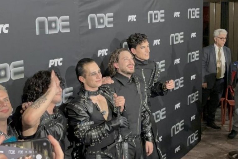 Grupa Lavina nakon pobede