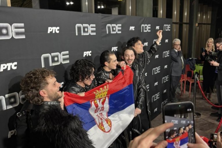 Grupa Lavina nakon pobede