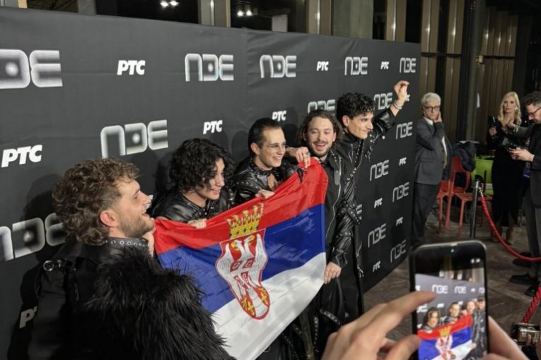 Grupa Lavina nakon pobede