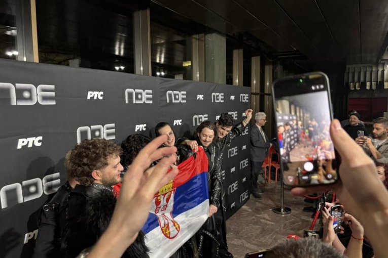 Grupa Lavina nakon pobede