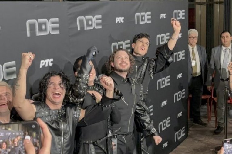 Grupa Lavina nakon pobede