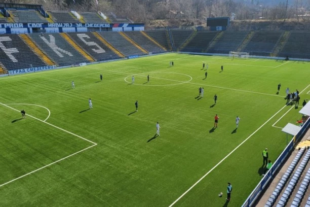 STRAVIČAN PRIZOR: Golman Kabela doživeo neviđenu nesreću - pogledajte kako je pao! (VIDEO)