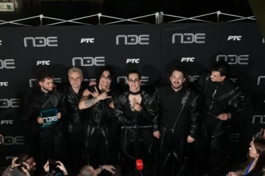 LAVINA KRENULA ZA BEČ! Luka pred polazak obradovao publiku, a ovo se dešavalo u rodnom Nišu! (VIDEO)