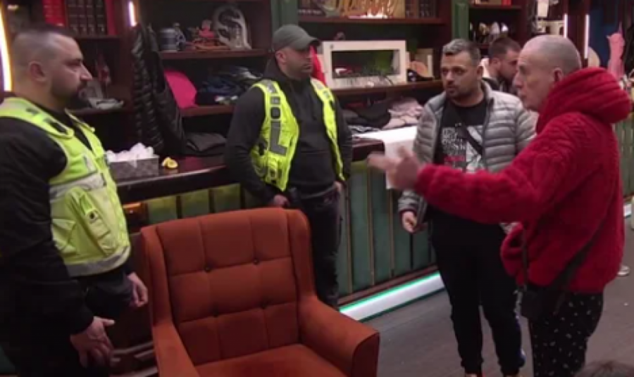 NEVIĐENA TUČA U ELITI! Aneli PODIVLJALA, OBEZBEĐENJE nije moglo da je OBUZDA - čeka se zvanična odluka produkcije!