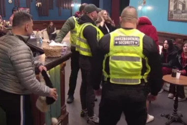 NEVIĐENA TUČA U ELITI! Aneli PODIVLJALA, OBEZBEĐENJE nije moglo da je OBUZDA - čeka se zvanična odluka produkcije!