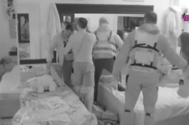 DEMOLIRANA "ELITA", OBEZBEĐENJE U CIK ZORE NA NOGAMA: Snimak iz Šimanovaca se deli munjevitom brzinom!