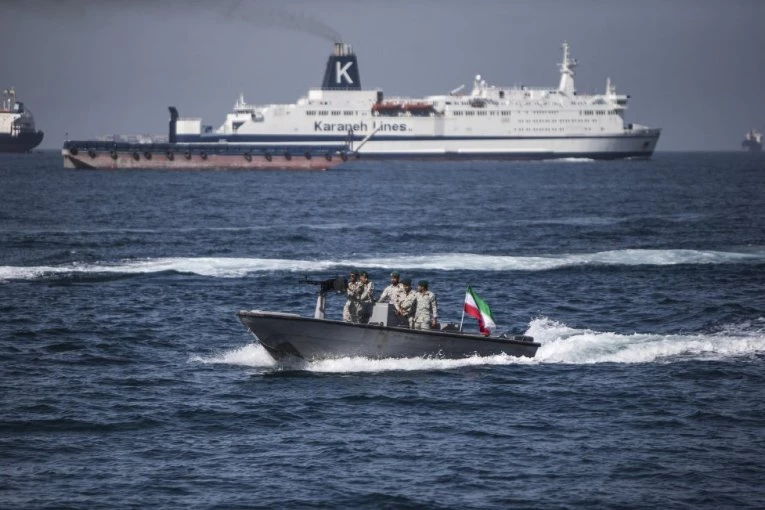IRAN OTVORIO ORMUSKI MOREUZ ZA BRODOVE IZ OVIH PET ZEMALJA: Evo kako su reagovali Amerikanci (VIDEO)