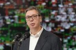 GODINAMA RAZAPINJU VUČIĆA I NJEGOVU PORODICU: Sada slave "Er Srbiju" koju je on stvorio!