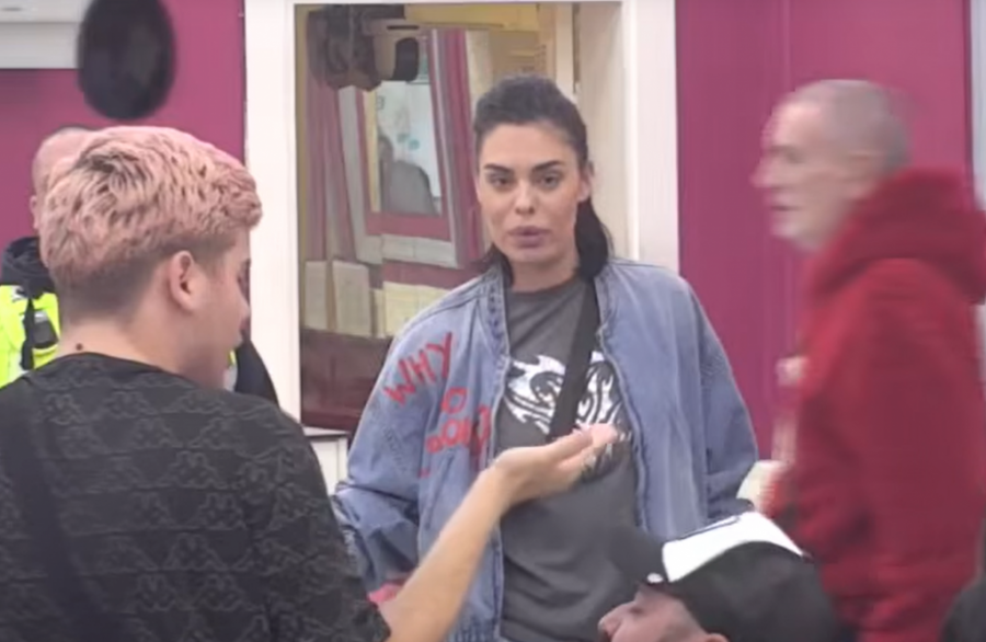 AU! PUKLA VEZA! Viktor Gagić dao šut-kartu Mini! MINA NEGIRALA ODNOS SA OBEZBEĐENJEM! Haos u "Eliti 9" (VIDEO)