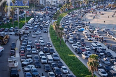 PALJBA! IZRAEL NAJAVIO BOMBARDOVANJE BEJRUTA: Hiljade Libanaca traže spas van grada, nestvarne slike s lica mesta (FOTO)