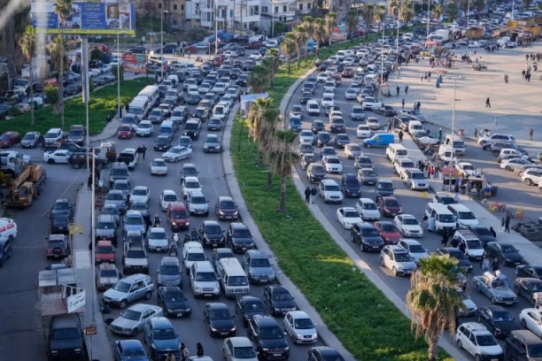 PALJBA! IZRAEL NAJAVIO BOMBARDOVANJE BEJRUTA: Hiljade Libanaca traže spas van grada, nestvarne slike s lica mesta (FOTO)