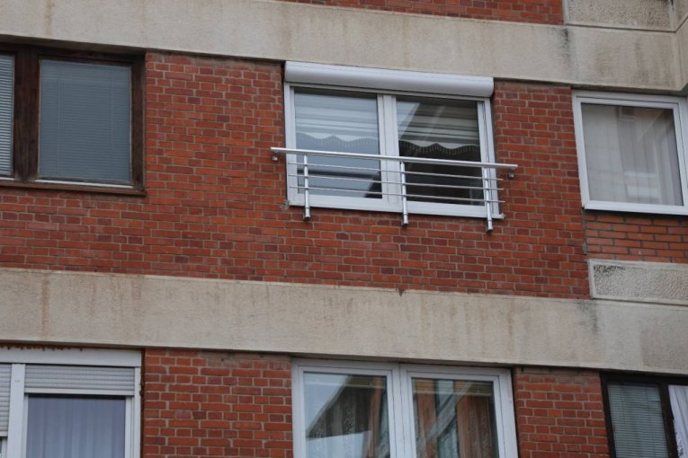 Zgrada u kojoj je živela policajka