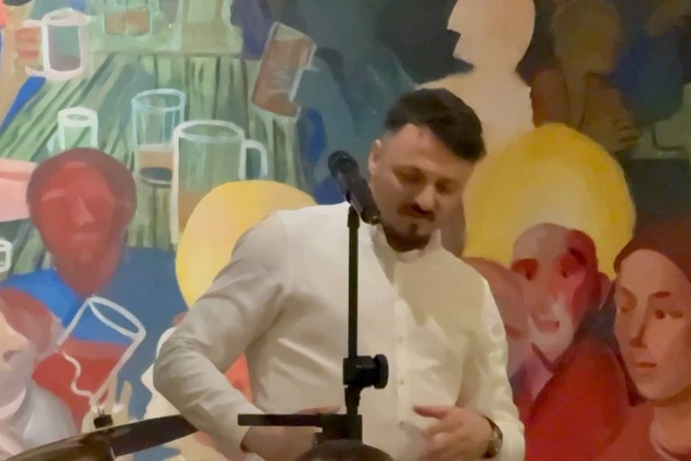 DANIEL KAJMAKOSKI PREKINUO MEDIJSKU ILEGALU! Pevač nano otmice povukao ŠOK-POTEZ! (VIDEO)