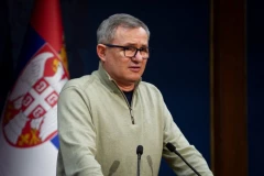 NAJUGROŽENIJIM POLJOPRIVREDNICIMA BIĆE POVEĆANA OTKUPNA CENA MLEKA, A EVO I ZA KOLIKO! Ovo je rezultat pregovora mlekara sa ministrom Glamočićem! (FOTO, VIDEO)