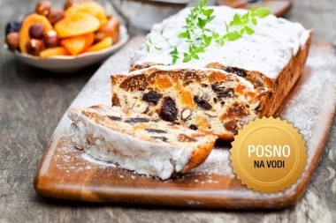 EGZOTIČNI KOLAČ OD SUVOG VOĆA KOJI SE MESI OD ONOGA ŠTO IMATE U KUĆI: Mirisan, bogat i potpuno posan