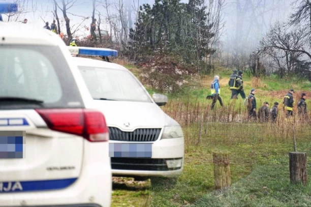 REPUBLIKA NA MESTU NESTANKA BAKE U ZVEZDARSKOJ ŠUMI! Pozvala sina i rekla da se izgubila, a onda je nestala bez traga! SVE VRVI OD POLICIJE! (FOTO)