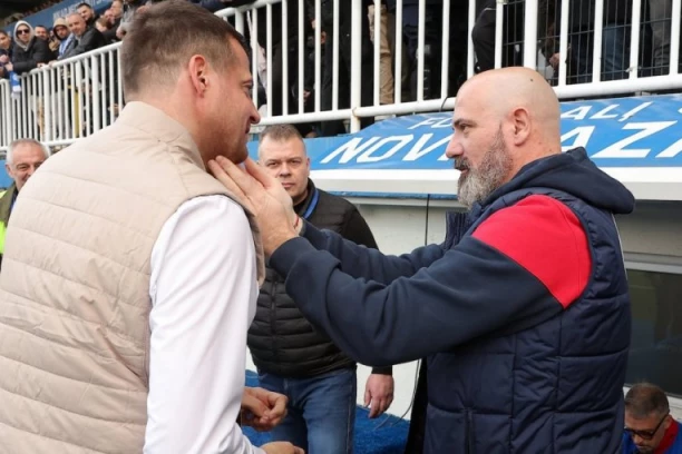 DELIJE ISPROZIVALE LALATOVIĆA: Njegova reakcija i odgovor Novopazaraca su šokantni (VIDEO)