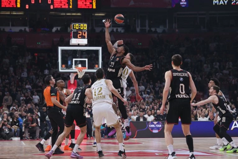 VELIKA BITKA U ARENI: Bajern ima šest poena prednosti posle prve četvrtine!