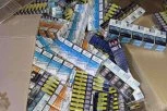 SKORO 50.000 PAKLICA CIGARETA KRIO U STANU I GARAŽI! Uhapšen muškarac u Novom Sadu!
