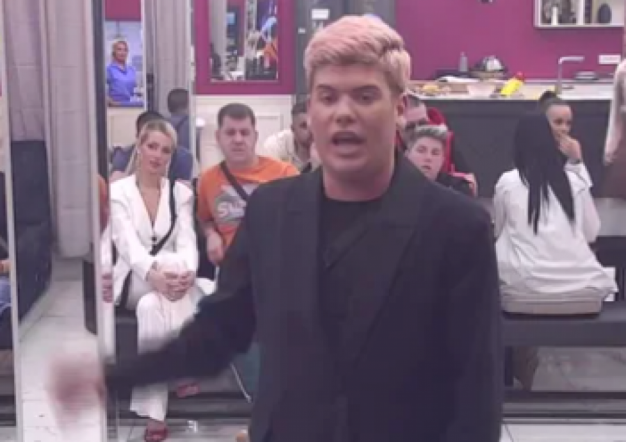 MOMENTALNI PREKID PROGRAMA! Obezbeđenje RAZDVAJALO Maju i Uroša, OVO nije smela da izgovori UŽIVO u emisiji!