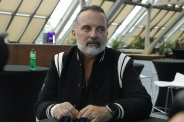 "NE ZNAM ŠTA JE U NJEGOVOJ GLAVI"! Naša pevačica ŠOKIRANA ponašanjem Tonija Cetinskog - RAZOČARANA SAM!