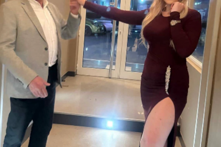 Era Ojdanić i Dora zapevali