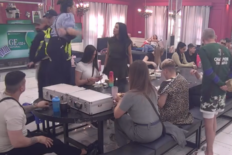 Anita Stanojlović, Luka Vujović i Jovana advokatica