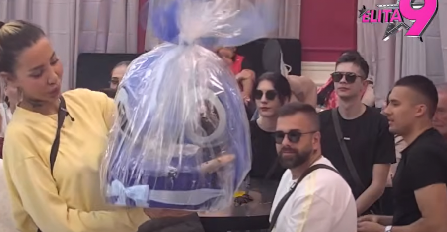 OBEZBEĐENJE VIŠE PUTA ULAZILO ZBOG ANELI! Luka Vujović morao da se oglasi zbog OVOGA! Anita trepće i ne veruje svojim očima! (VIDEO)