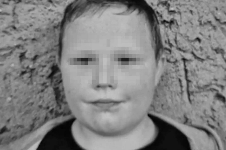 MAĆEHA IZ PAKLA! Malog Fabijana (8) namamila, odvela na jezero, ubila, pa telo zapalila! HOROR U NEMAČKOJ!