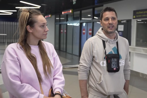 ŠOK, OGLASILA SE LUNA ĐOGANI U JEKU VESTI O RAZVODU! Nakon glasina o krahu braka pokazala PRAVU ISTINU! (FOTO)