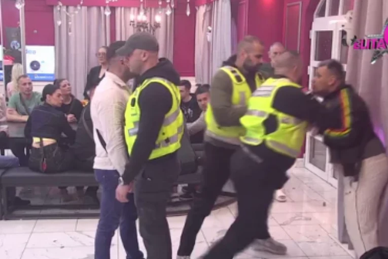 STRAVIČNA TUČA U "ELITI", ASMIN ZVERSKI NASRNUO NA BORU, OBEZBEĐENJE PREKINULO EMISIJU: Nezapamćeni haos na Pinku, voditelj zaustavio sve!