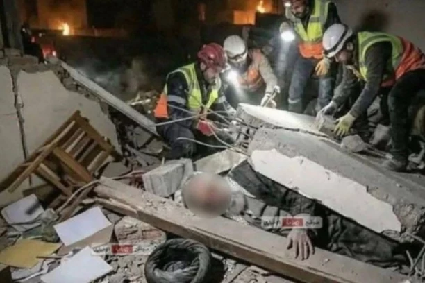 INTERNET GORI! Na Fejsbuku kruži slika mrtvog Ajatolaha u ruševinama: Evo šta je prava istina?