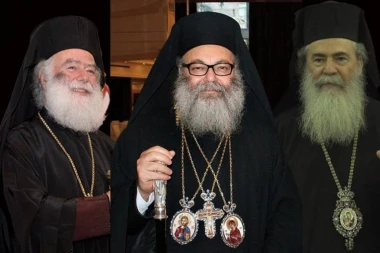 CRKVA REAGUJE DOK SVET GLEDA: Hitan telefonski razgovor trojice patrijarha o Bliskom istoku koji klizi ka haosu