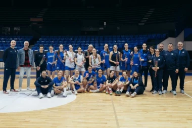 SRBIJA - ISLAND: Velika borba u Novom Sadu, gube naše košarkašice!