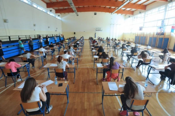 DETALJAN RASPORED I SATNICA PROBNE MALE MATURE! Za tri dana maturanti pred velikim ispitom - EVO ŠTA JE STROGO ZABRANJENO, A ŠTA MORATE DA PONESETE SA SOBOM!