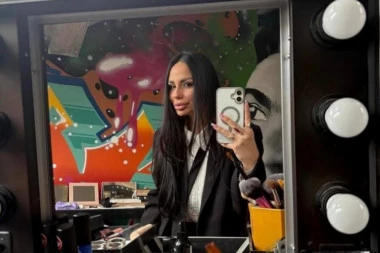 ARIJANA TOMIĆ JE ŠMINKERKA, ALI ZA POKOJNIKE! Beograđanka radi posao za koji verovatno nikada niste čuli, a EVO i da li od njega u Srbiji može da se živi! (FOTO)