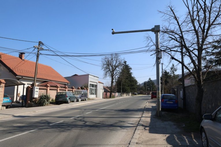 Avalski put, kod motela "Hiljadu ruža"