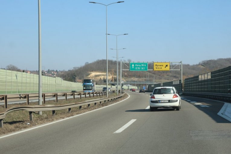 Naplatna rampa Vrčin (obe strane)