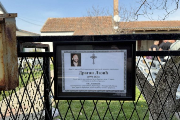 Umrlica brata Darka Lazića